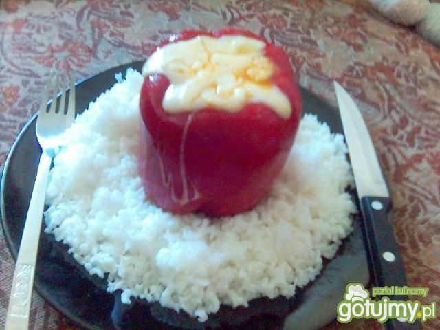 Faszerowane papryki z pasztetem
