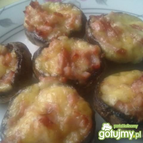 Faszerowane pieczarki