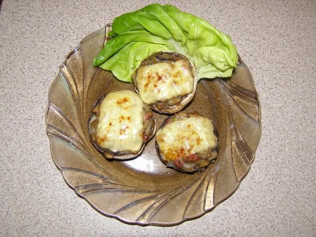 Faszerowane pieczarki  Faszerowane pieczarki