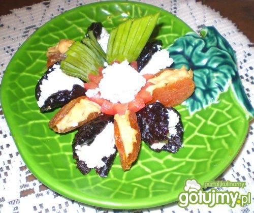 Faszerowane śliwki kalifornijskie 