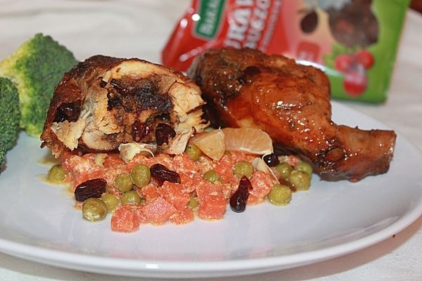 Faszerowane udka żurawiną i brokułem