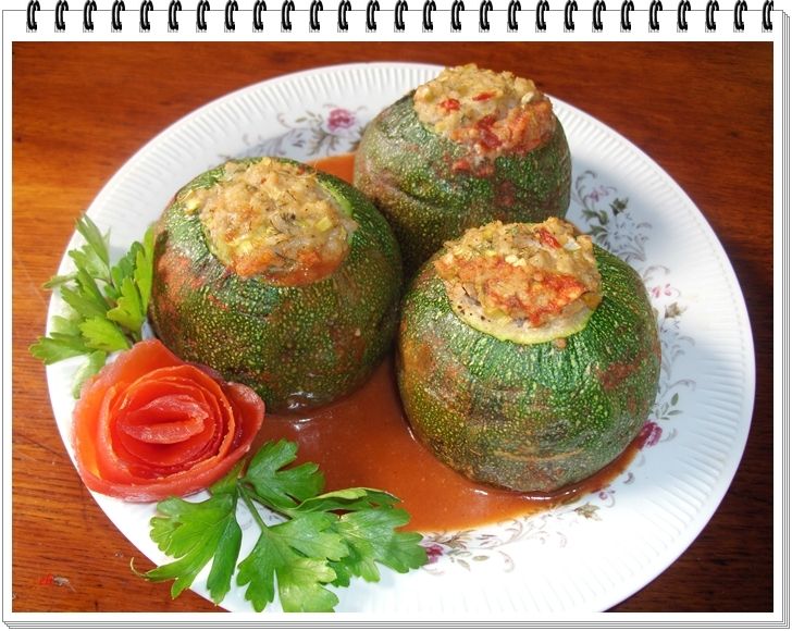 Faszerowane zielone kule Eli Faszerowane zielone kule Eli