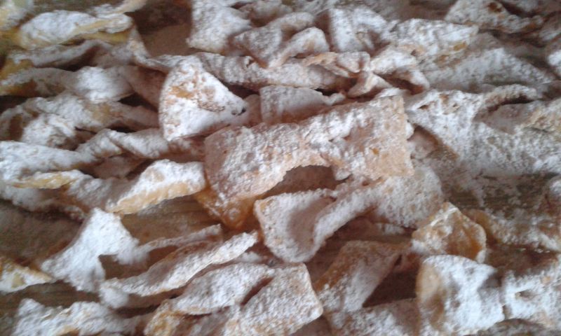 Faworki maślane Faworki maślane