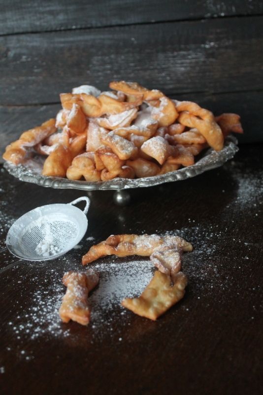 Faworki z mascarpone  Faworki z mascarpone