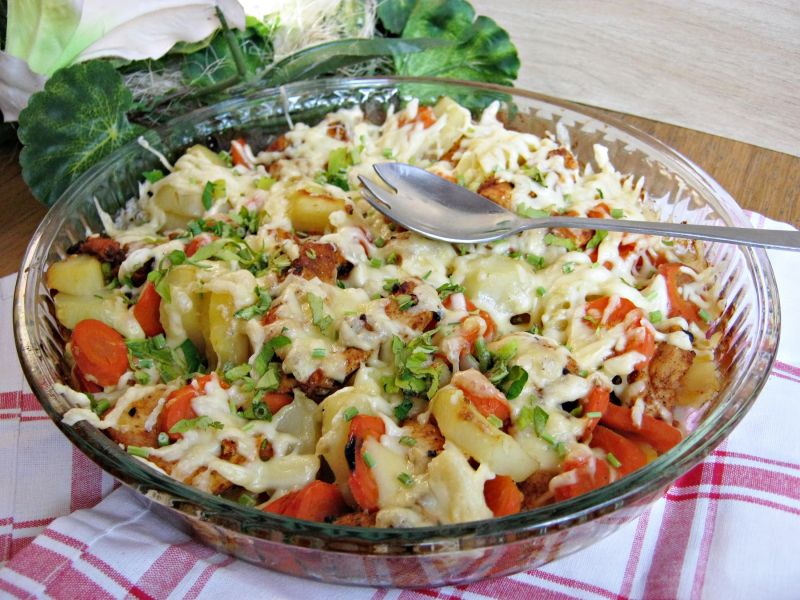 Fileciki w pomarańczowym pieprzu z warzywami