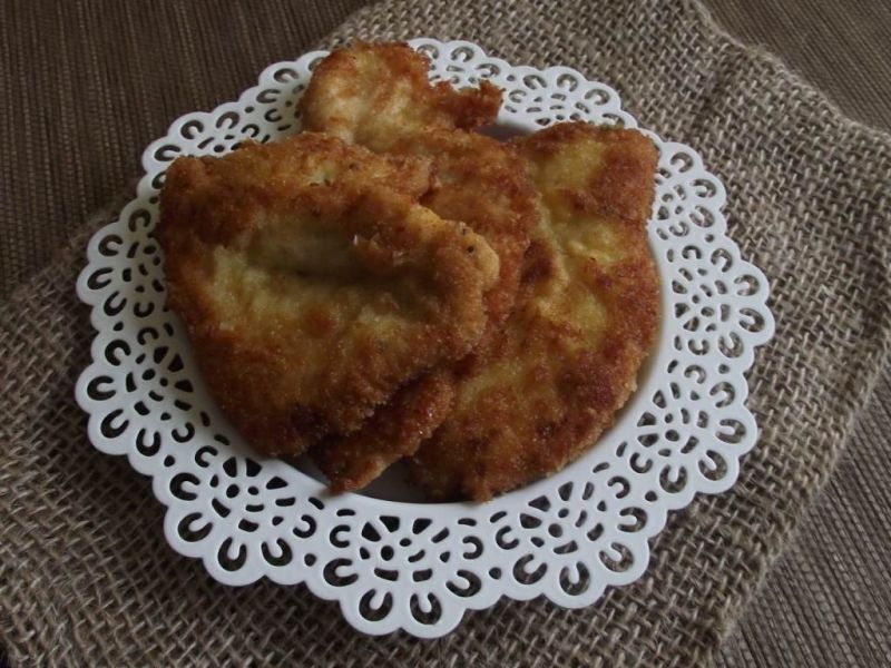 Filet drobiowy z nutą ziół prowansalskich  Filet drobiowy z nutą ziół prowansalskich