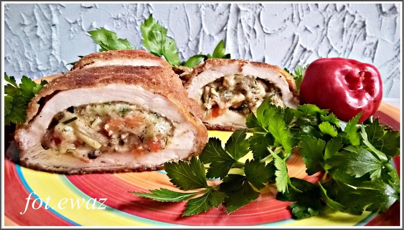 Filet faszerowany warzywami i serem Filet faszerowany warzywami i serem