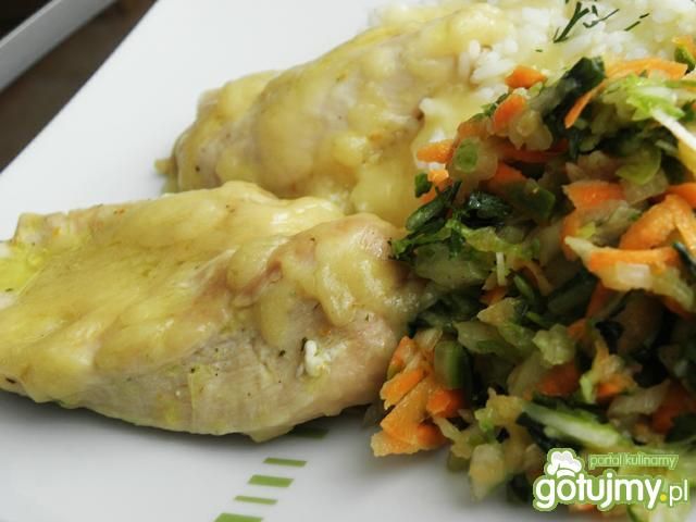 Filet kurczaka w marynacie bulionowej. Filet kurczaka w marynacie bulionowej.