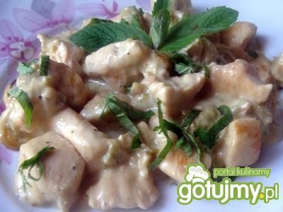 Filet w sosie z rabarbarem