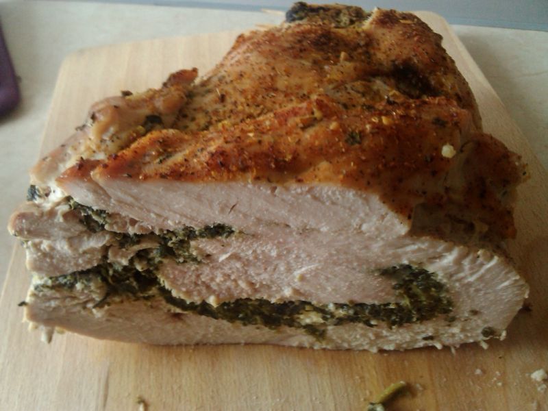 Filet z indyka nadziany szpinakiem i fetą