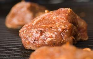 Filet z indyka z grilla