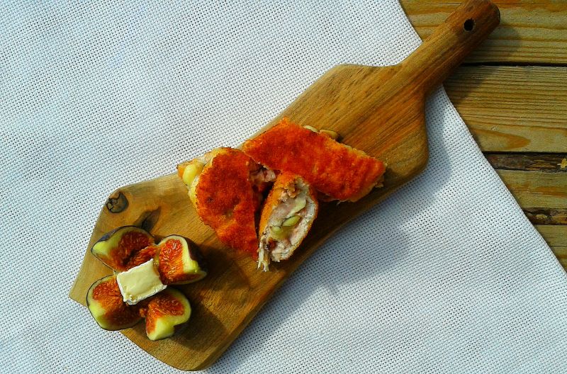 Filet z kurczaka faszerowany figą i camembertem