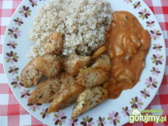 Filet z kurczaka w ziołach Filet z kurczaka w ziołach