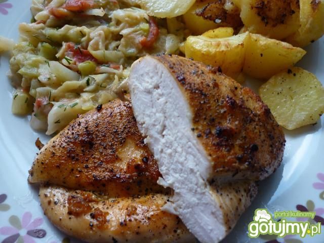 Filet z kurczaka w ziołach i czosnku