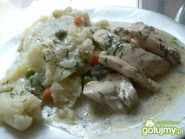 Filet z kurczaka z marchewką i groszkiem