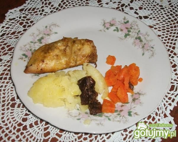 Filet z kurczaka z serem i pieczarkami