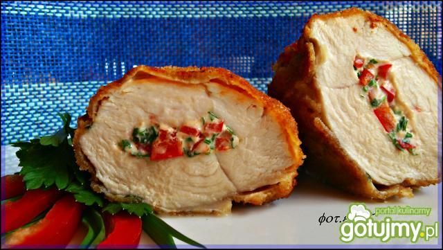 Filet z serkiem i papryką