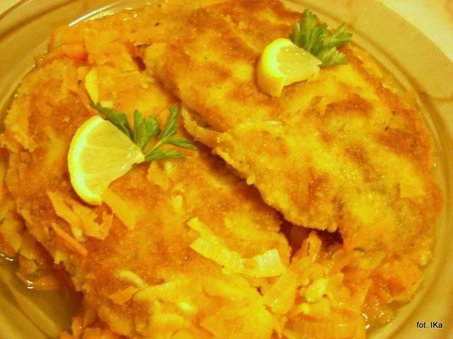 Filety panierowane z warzywami 