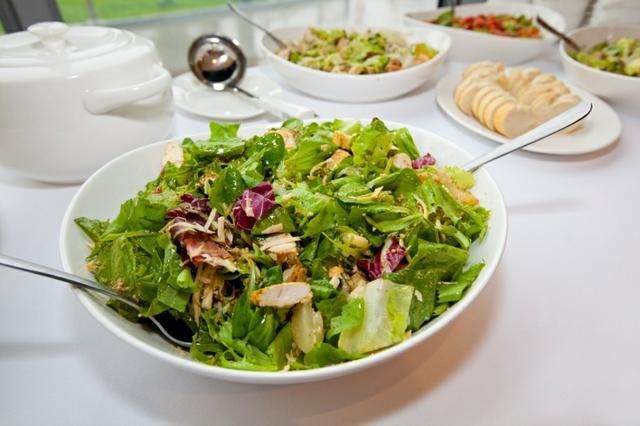 Filety z kurczaka z gruszką i oscypkiem