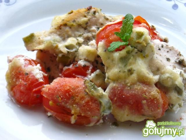  Filety  zapiekane z baby plum tomato