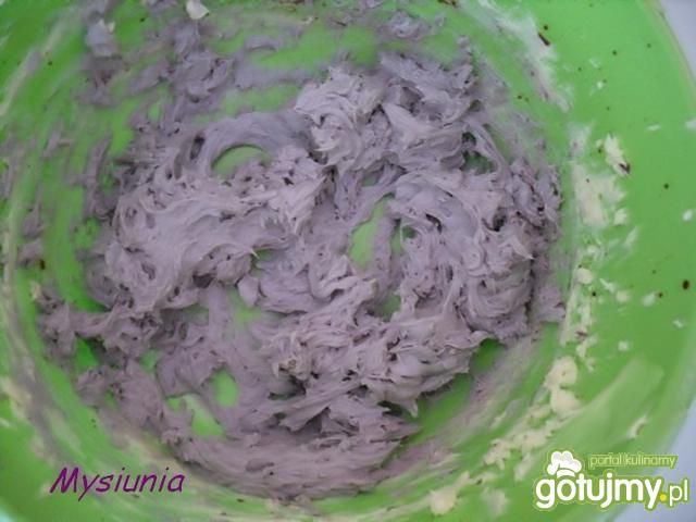 Fioletowy krem do ciast 