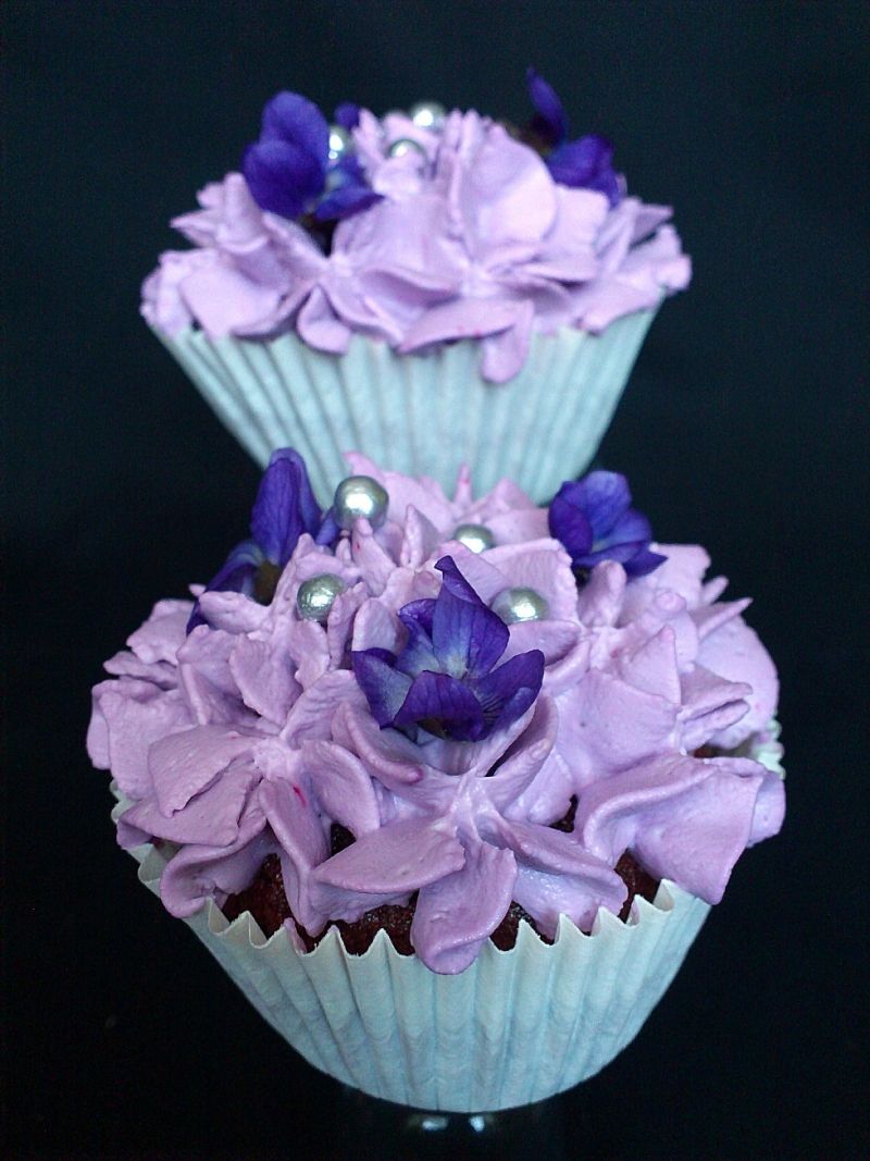 Fiołkowe babeczki Fiołkowe babeczki