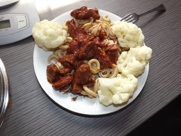 fit makaron z polędwiczką w pomidorach fit makaron z polędwiczką w pomidorach