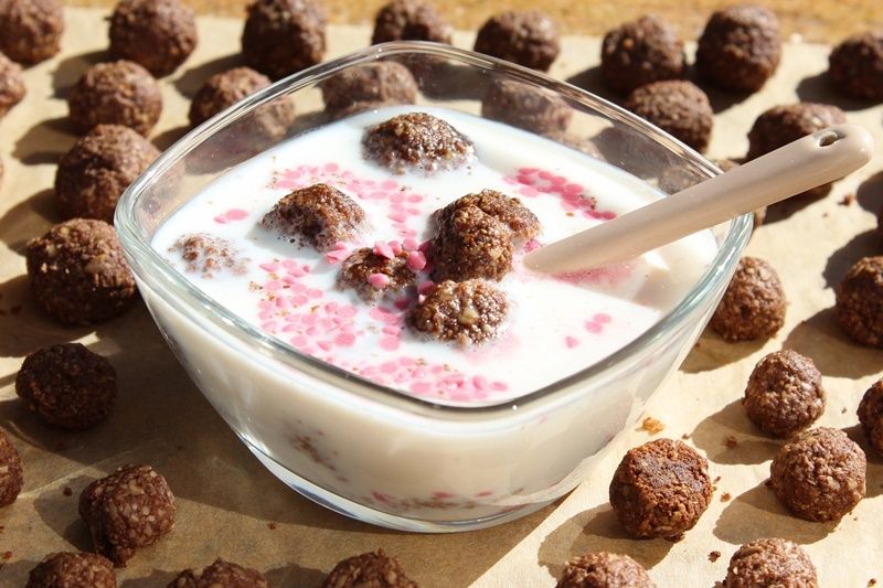 Fit Nesq... (czekoladowe kuleczki zbożowe)