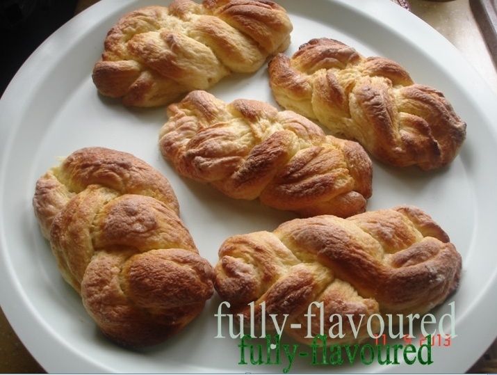 FLACHSWICKEL czyli niemieckie maślane bułeczki  