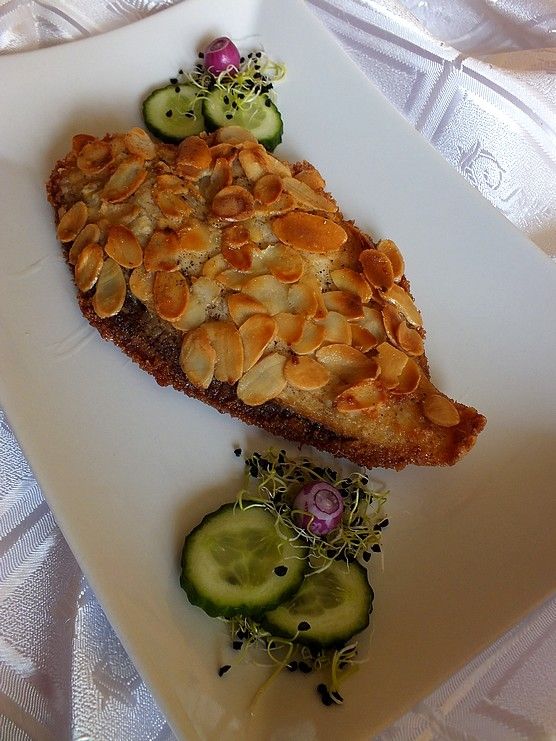 Flądra w płatkach migdału