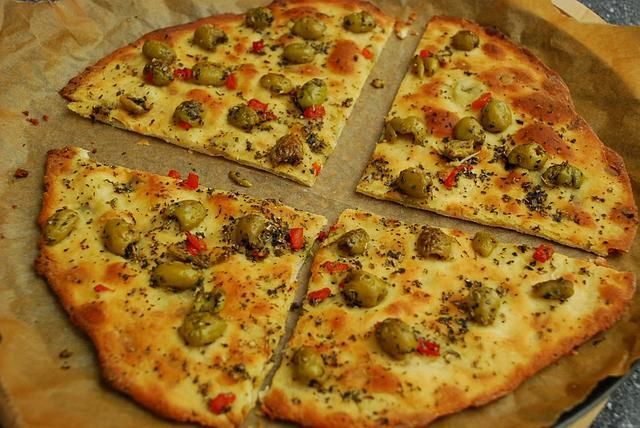 Focaccia z Oliwkami  Focaccia z Oliwkami