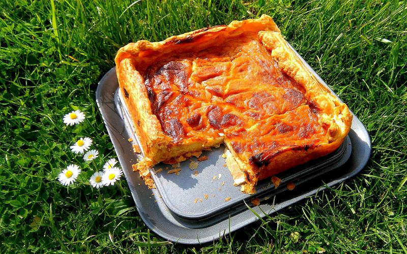 Francuska Tarta serowa  z musem rabarbarowym