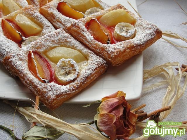 Francuskie ciasteczka  z owocami