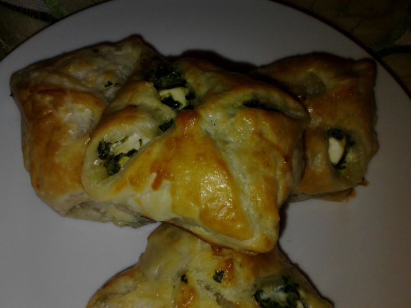 Francuskie koperty ze szpinakiem i fetą