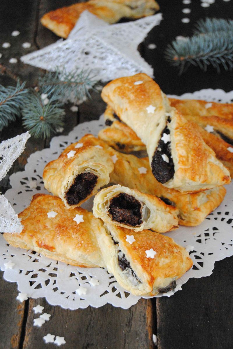 Francuskie paluchy z masą makową