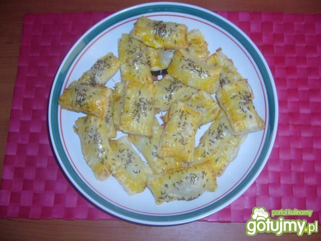 Francuskie paszteciki z kiszoną kapustą.