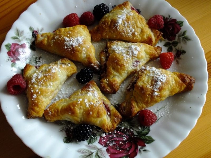 Francuskie rożki malinowo - jeżynowe