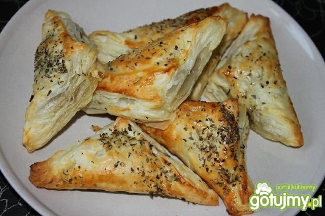 Francuskie rożki z kapustą i grzybami  Francuskie rożki z kapustą i grzybami