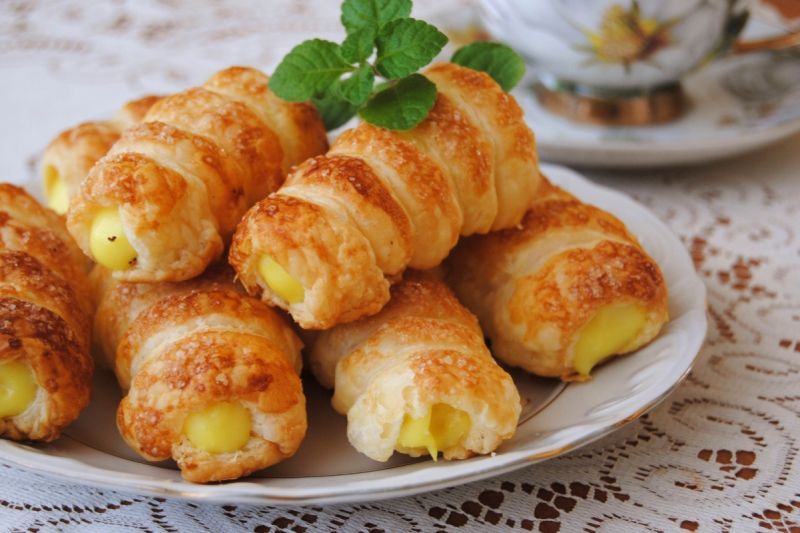 Francuskie rurki z budyniem Francuskie rurki z budyniem