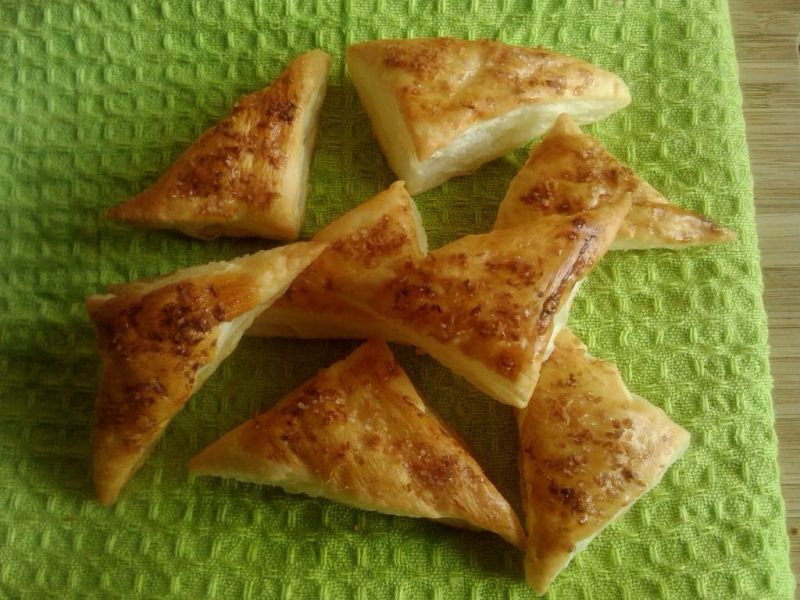 Francuskie trójkąciki z nutą kokosu  Francuskie trójkąciki z nutą kokosu