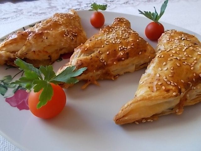 Francuskie z kurczakiem i wędzonym serem Francuskie z kurczakiem i wędzonym serem