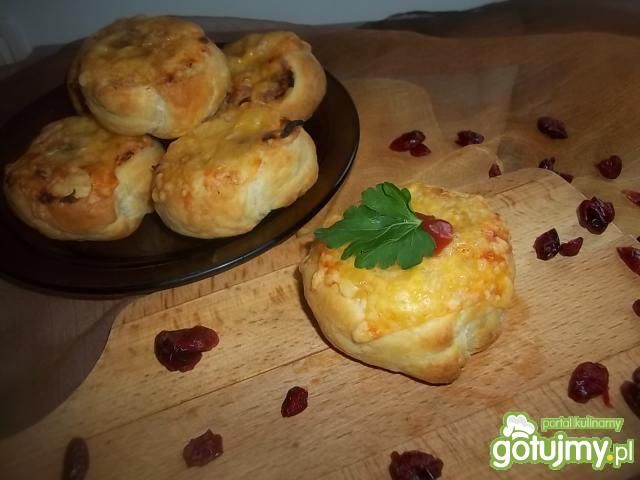 Francuskie zawijaski z boczkiem Francuskie zawijaski z boczkiem