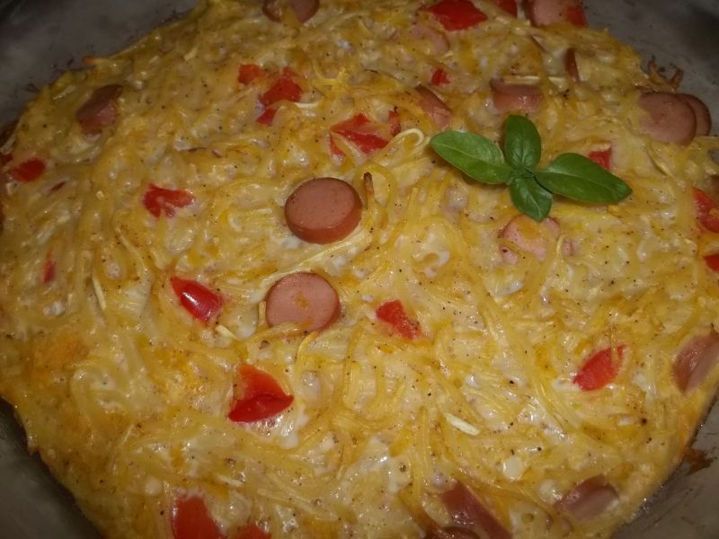 Frittata z dynią i makaronem Frittata z dynią i makaronem