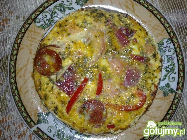 Frittata z salami i warzywami  Frittata z salami i warzywami