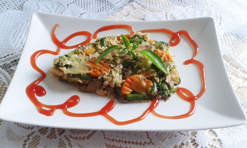 Frittata z warzywami na patelnię  Frittata z warzywami na patelnię