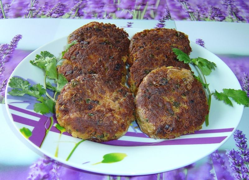 Frykadele z tuńczyka po indyjsku z garam masala