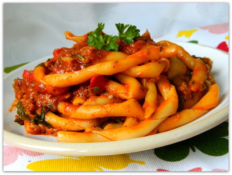 Fusilli al torchio w sosie pomidorowym Fusilli al torchio w sosie pomidorowym