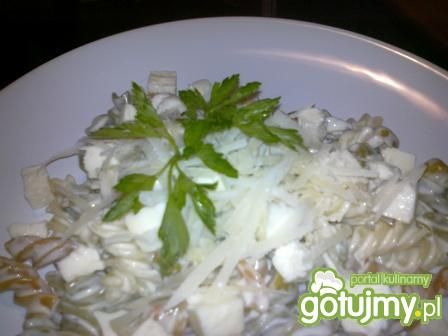 Fusilli kolorowe z serami Fusilli kolorowe z serami