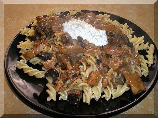 Fusilli z gulaszem grzybowym Fusilli z gulaszem grzybowym