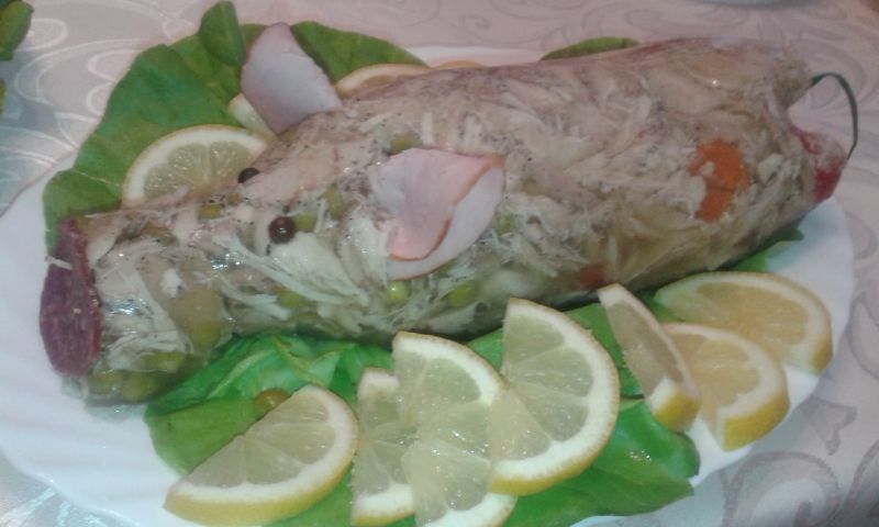 Galareta drobiowa w formie świnki